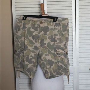 🇱🇷Old Navy Cargo Shorts Size 34